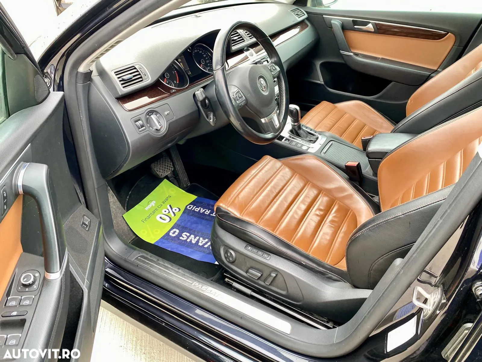 Volkswagen Passat Variant 2.0 TDI DPF DSG R-Line Edition Plus - 9