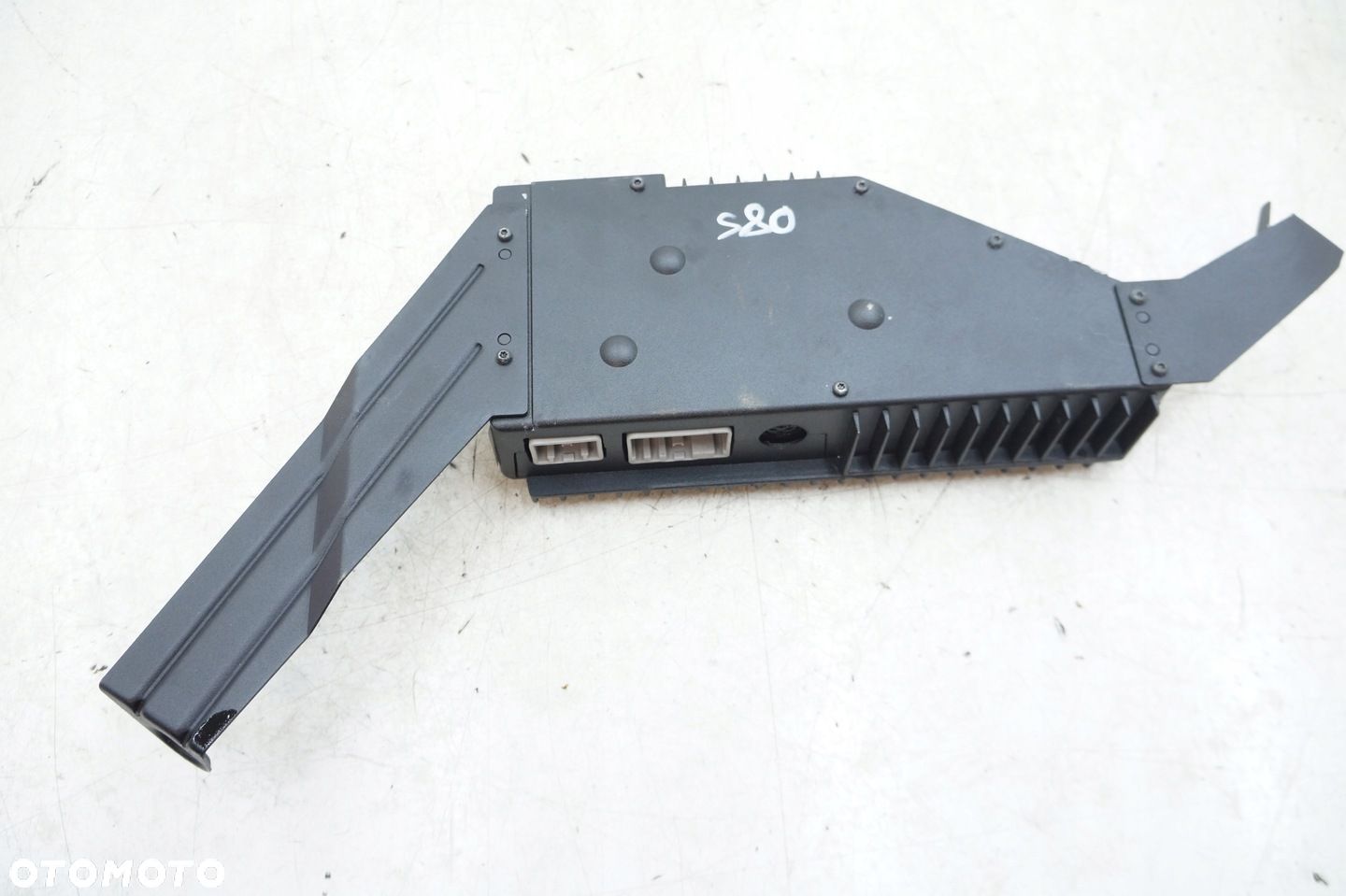VOLVO S60 I V70 II XC70 II S80 WZMACNIACZ AUDIO RADIA 30752259 - 1