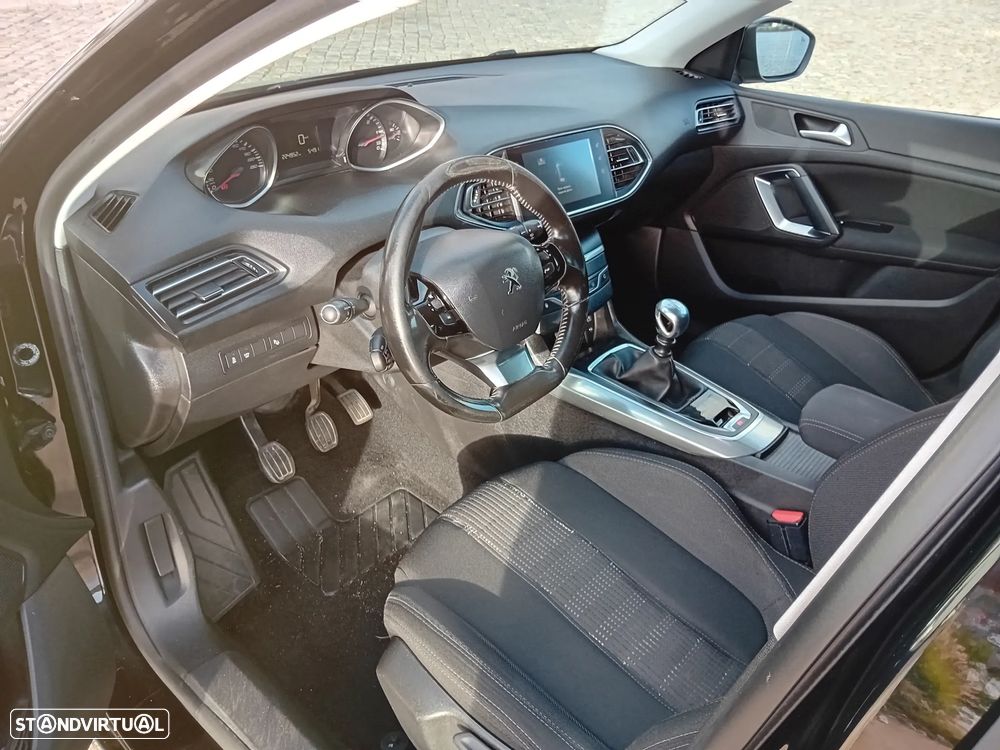 Peugeot 308 1.6 BlueHDi Style J17 - 8