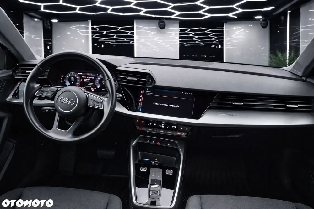 Audi A3 Sportback 35 TFSI S tronic - 6