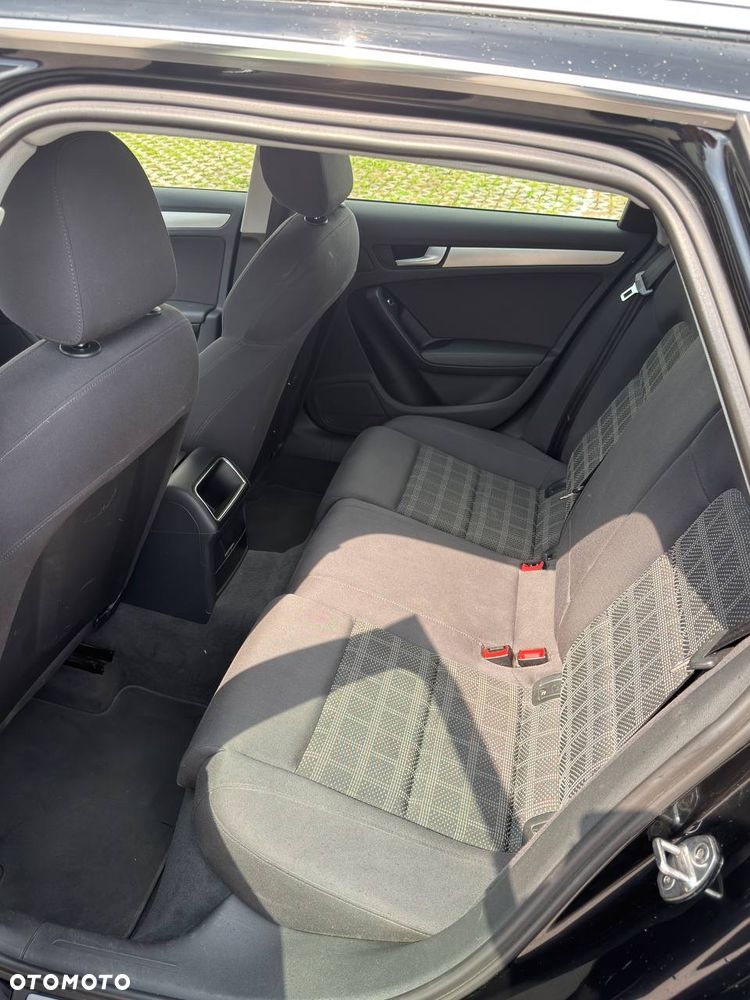 Audi A4 Avant 2.0 TDI clean diesel Multitronic - 27