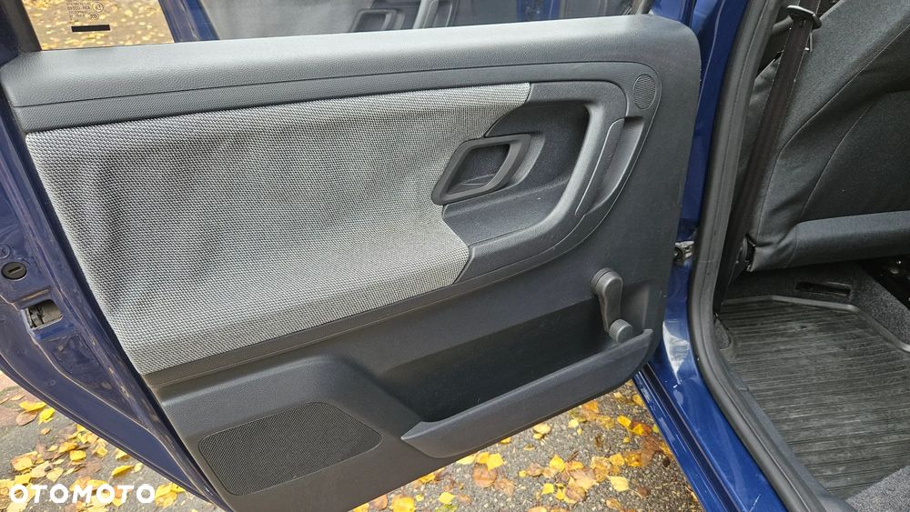 Skoda Roomster 1.2 Ambition PLUS EDITION - 23