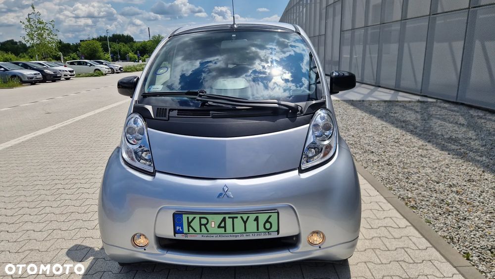 Mitsubishi i-MiEV - 12