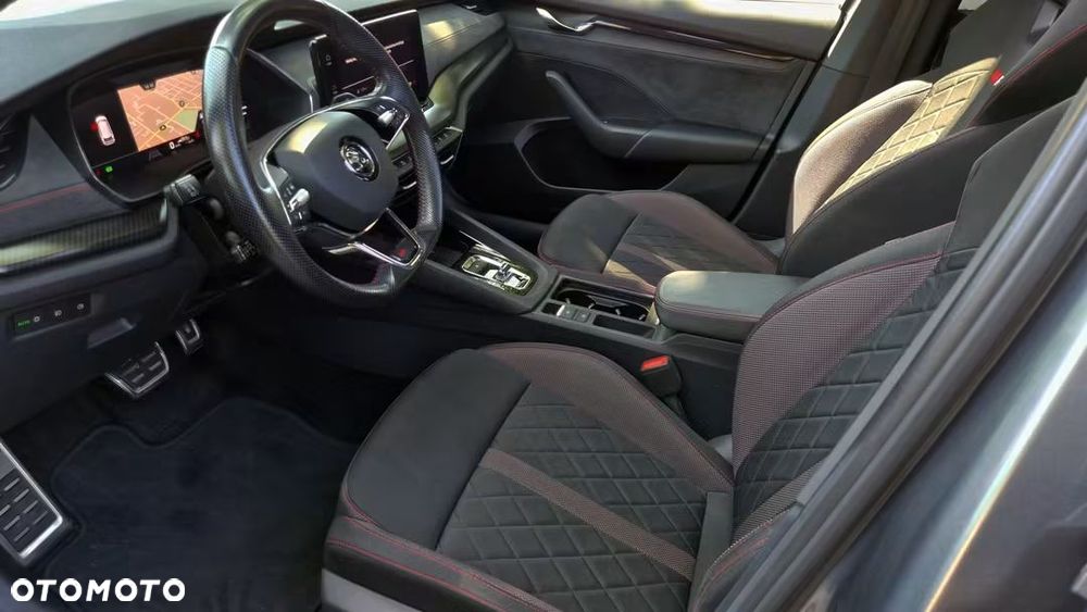 Skoda Octavia 2.0 TDI DSG RS - 12