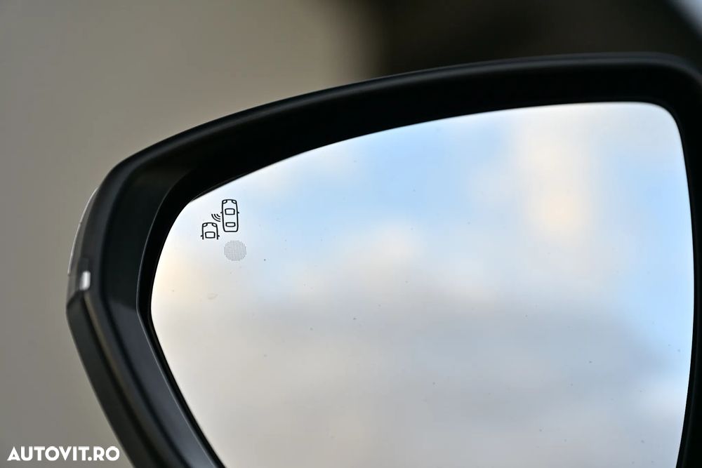 Peugeot 5008 2.0 BlueHDI s&s EAT8 GT - 36