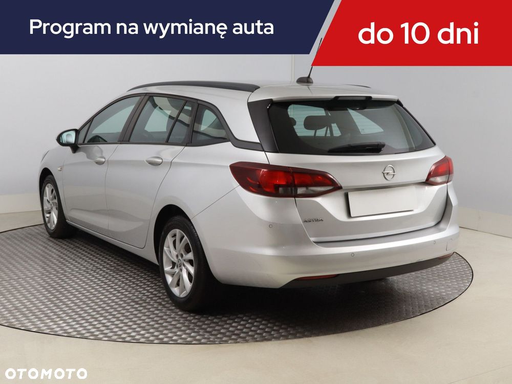 Opel Astra - 6