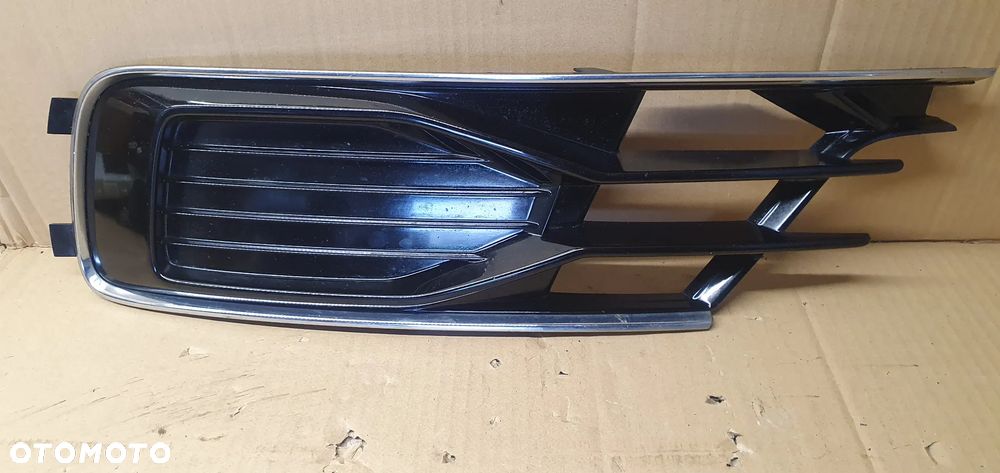 Kratka zderzaka lewy przód przednia lewa Audi A6 C7 Lift 4G0807681AD - 1