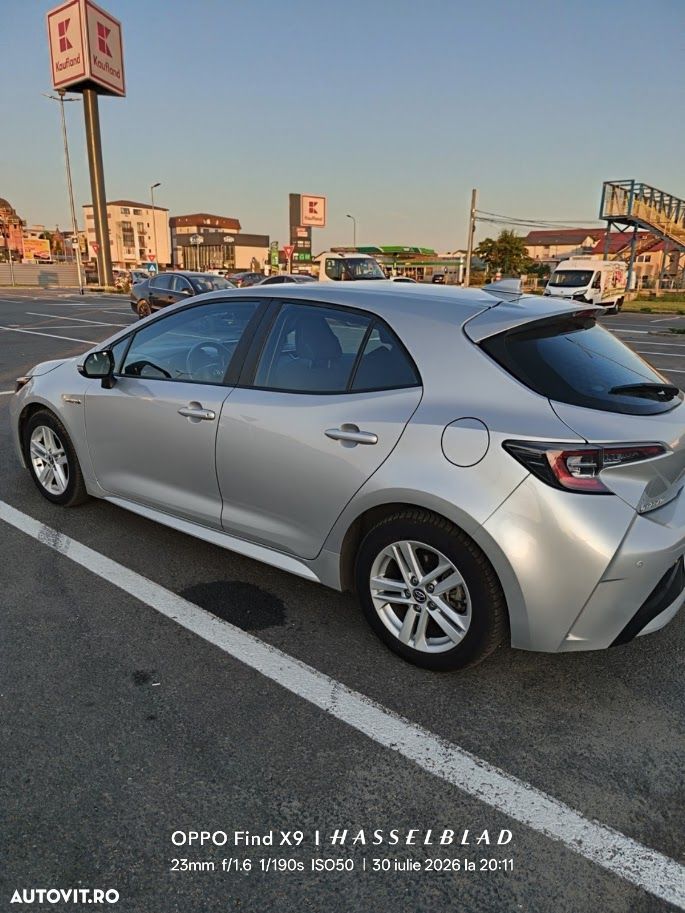 Toyota Corolla 1.8 HSD Business - 6