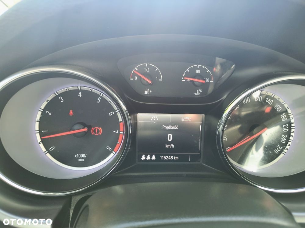 Opel Astra 1.4 T Enjoy S&S - 19