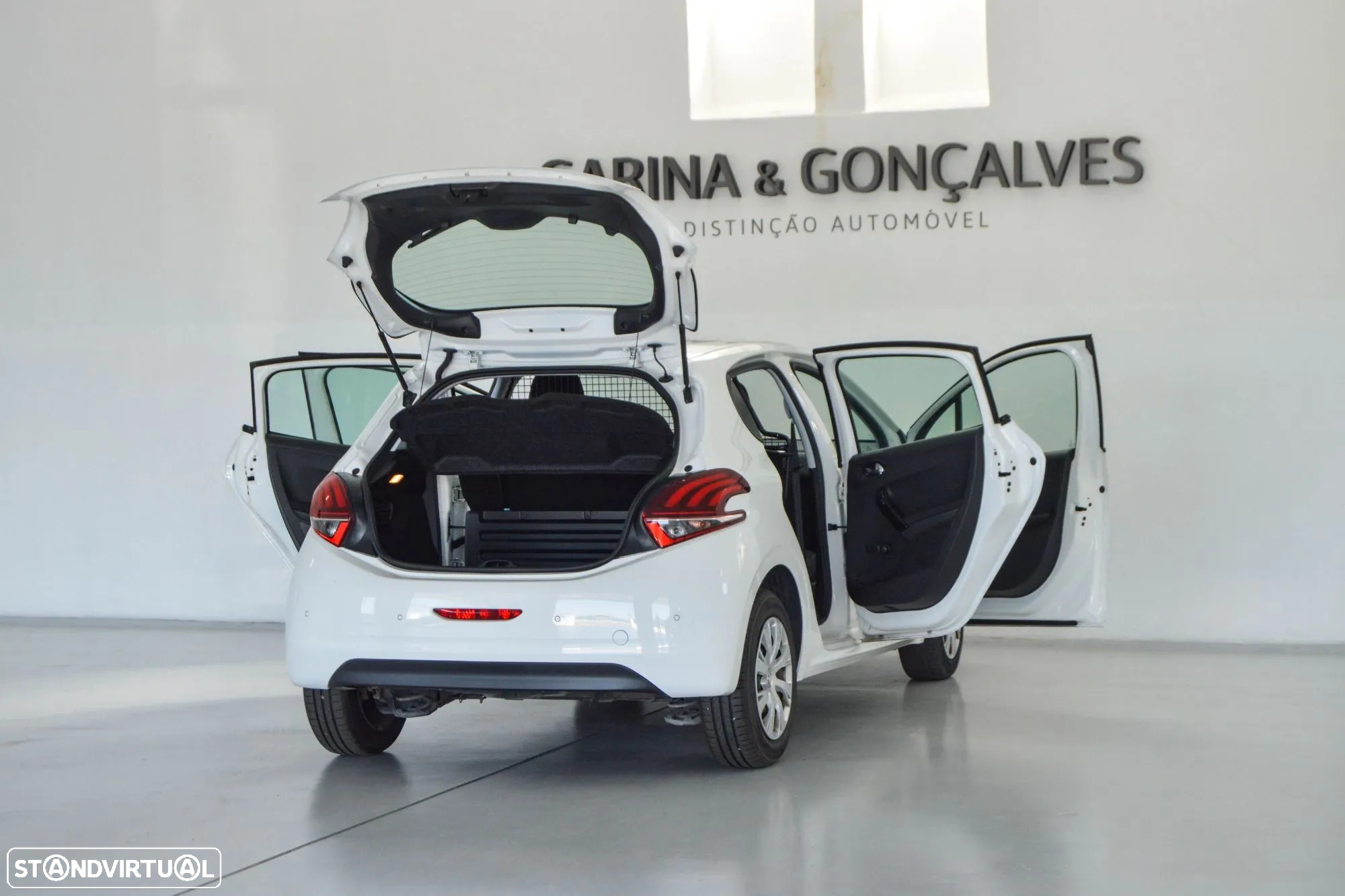 Peugeot 208 Van 1.5 BlueHDI 2L - IVA dedutível - 45