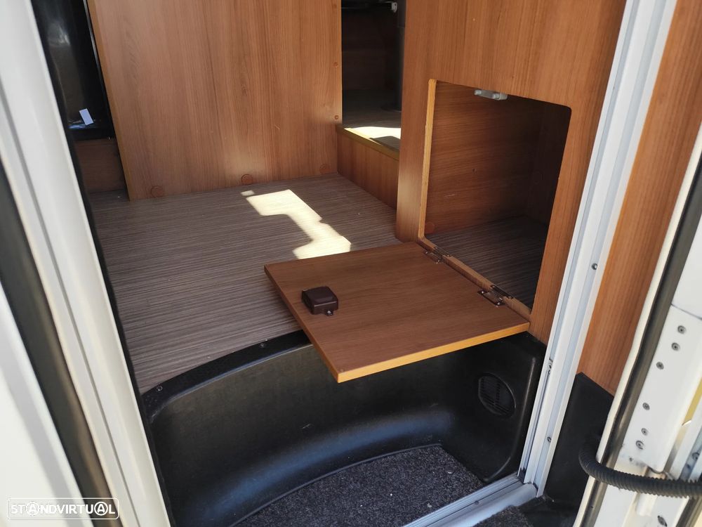 Rapido Le Randonneur 690 cama central - 46