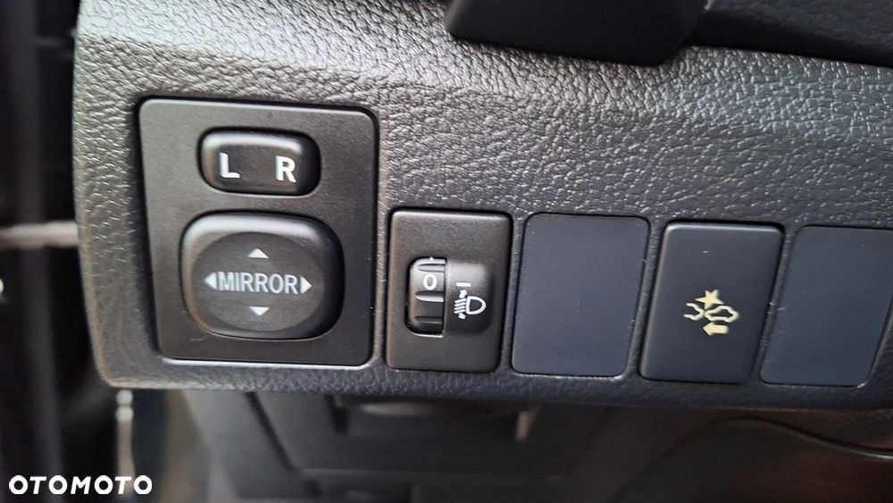 Toyota Auris 1.8 VVT-i Automatik Executive - 11