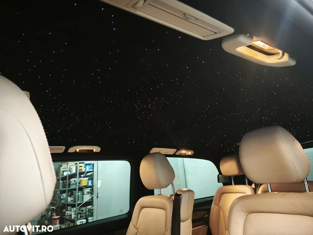 Mercedes-Benz V 300 d Extralang 4Matic 9G-TRONIC Exclusive - 16