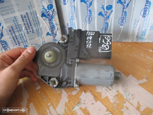 Motor Elevador Vidro 5M0839402A VW POLO 2009 TE - 1