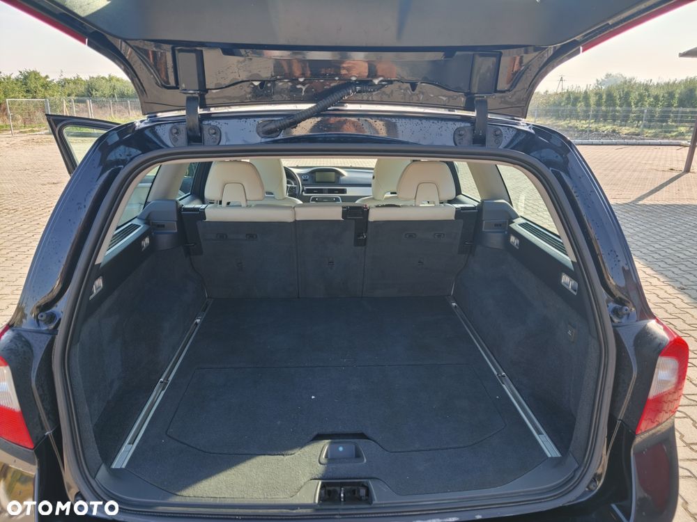 Volvo V70 - 8