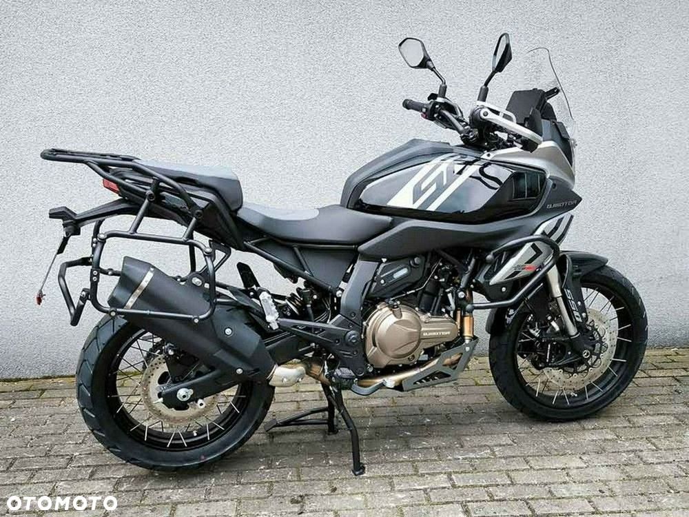QJMOTOR SRT 600SX - 17