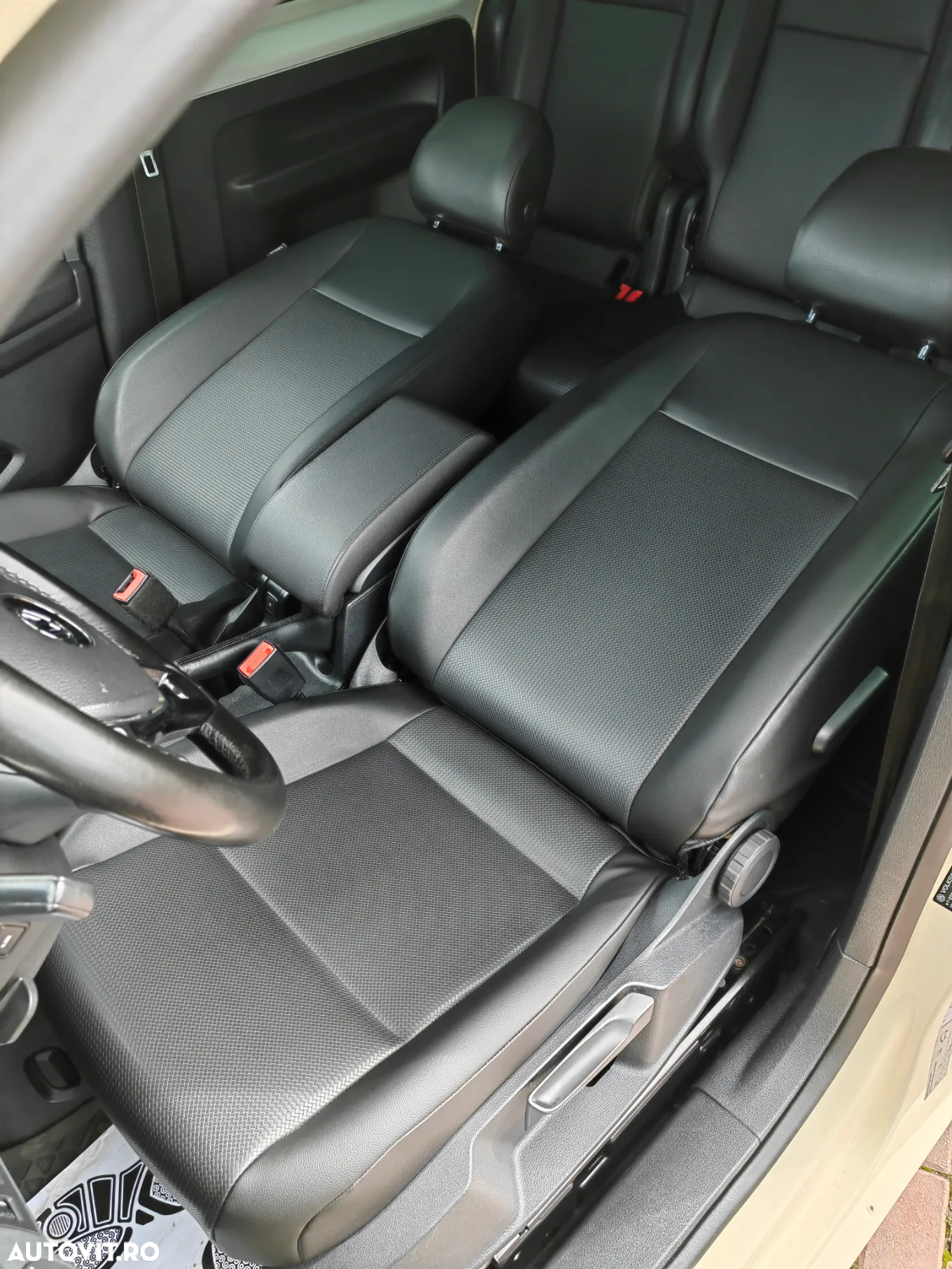 Volkswagen Caddy 2.0 TDI (7-Si.) DSG Maxi Family - 21