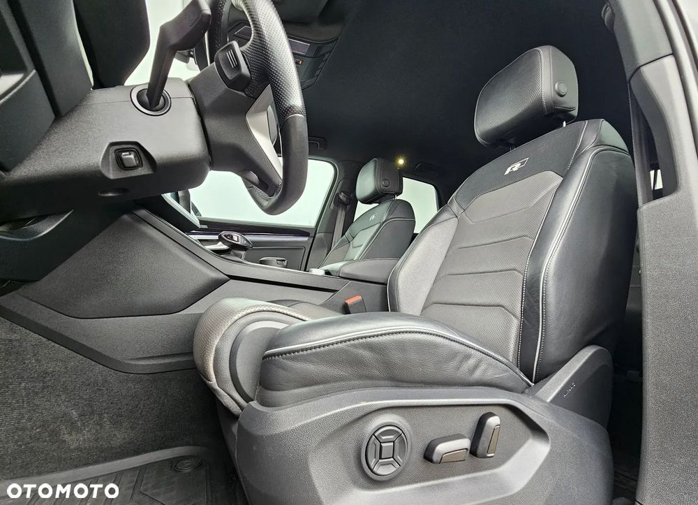 Volkswagen Touareg 3.0 V6 TDI SCR 4Mot R-Line - 16