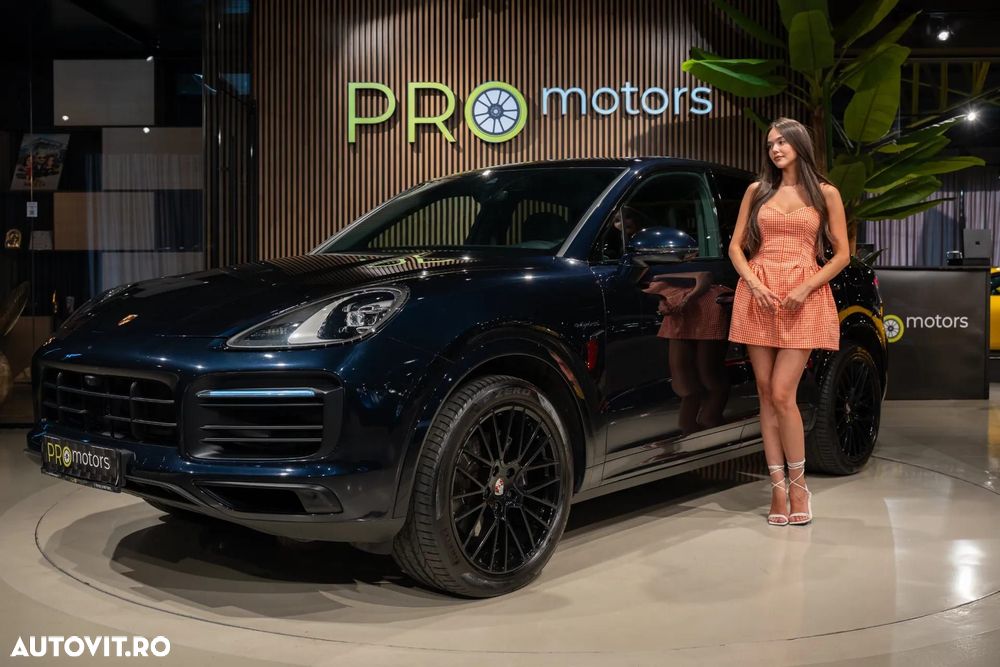 Porsche Cayenne - 2