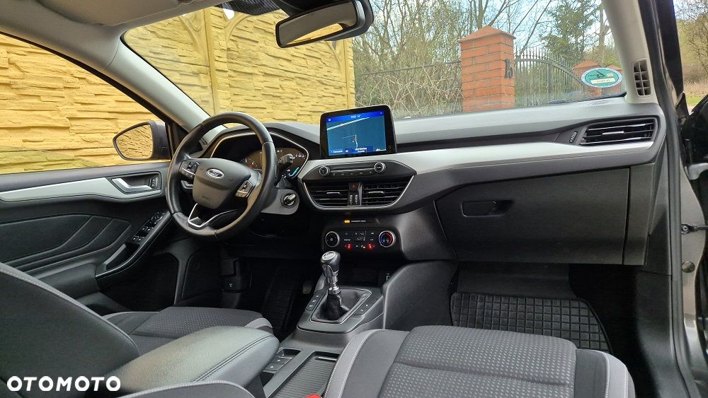 Ford Focus 1.5 EcoBlue STart-Stopp-System TITANIUM - 6