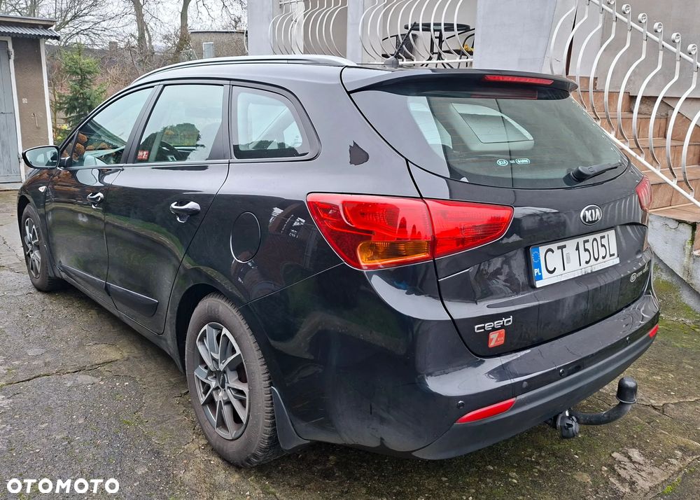 Kia Ceed 1.6 GDI L - 4