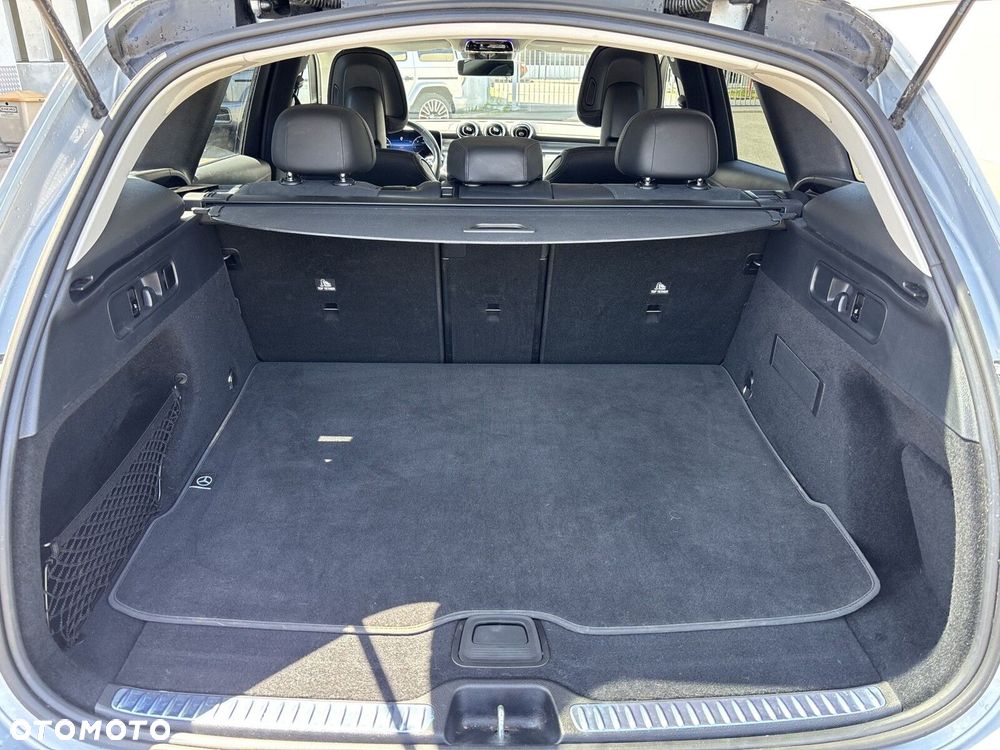 Mercedes-Benz GLC - 26