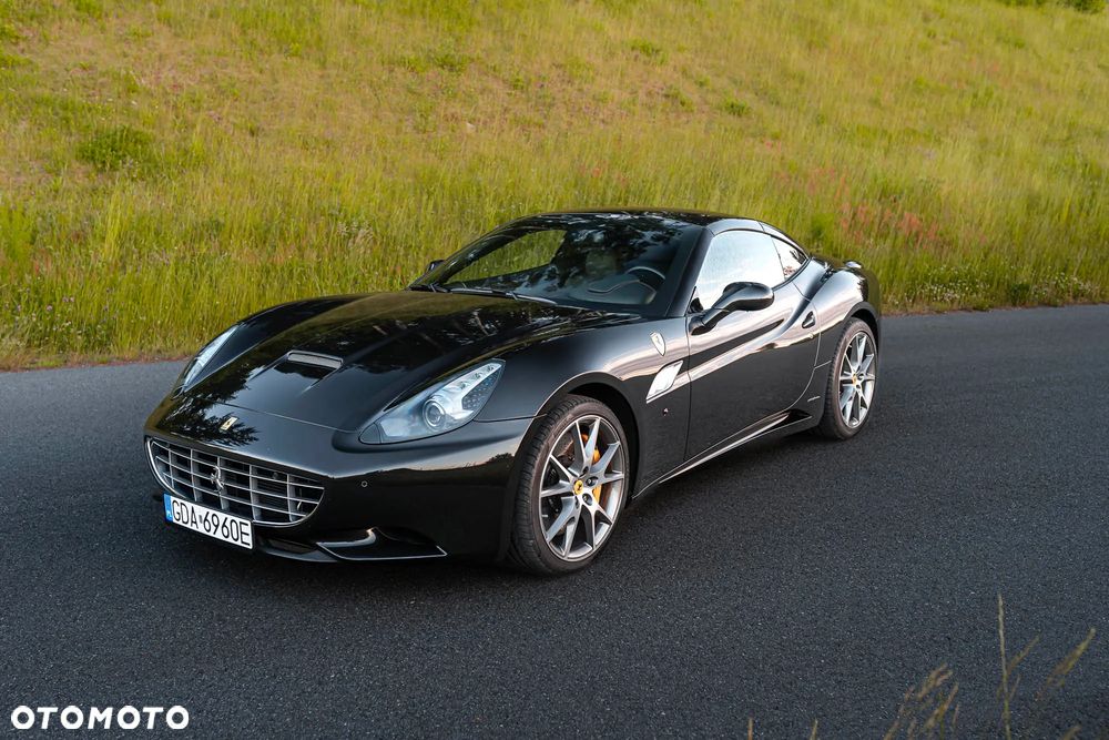 Ferrari California F1 DCT - 14