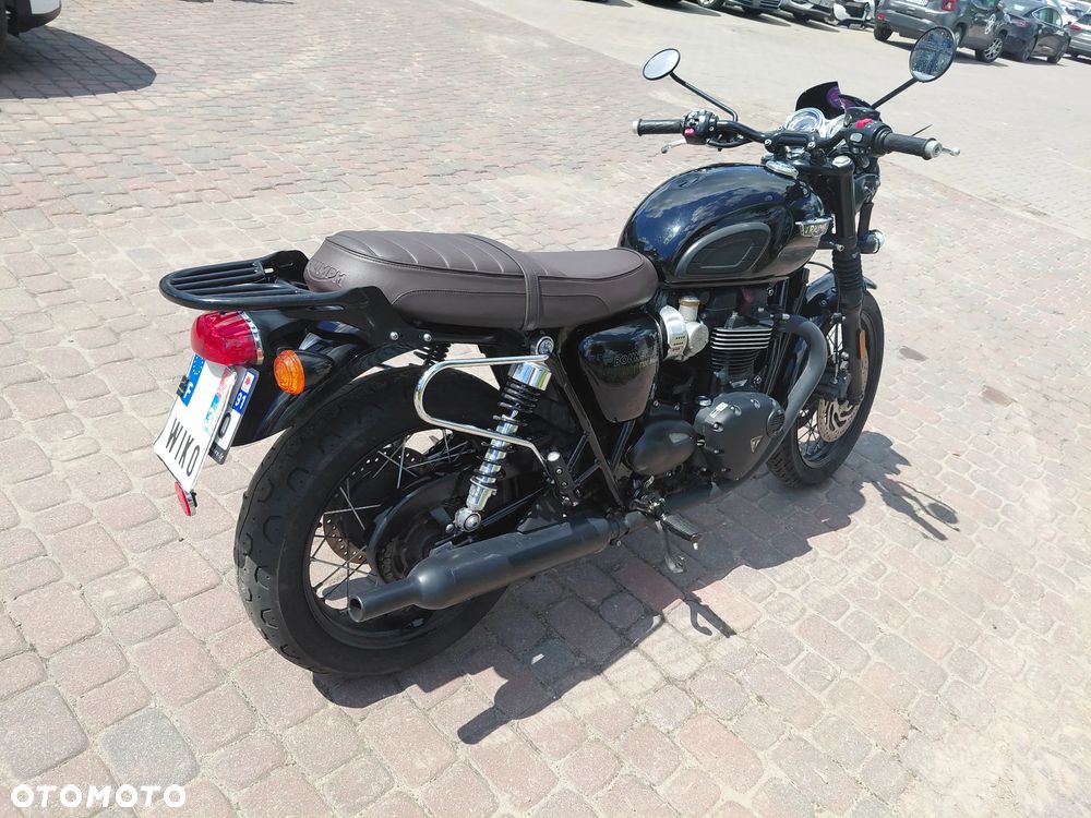 Triumph Bonneville - 5