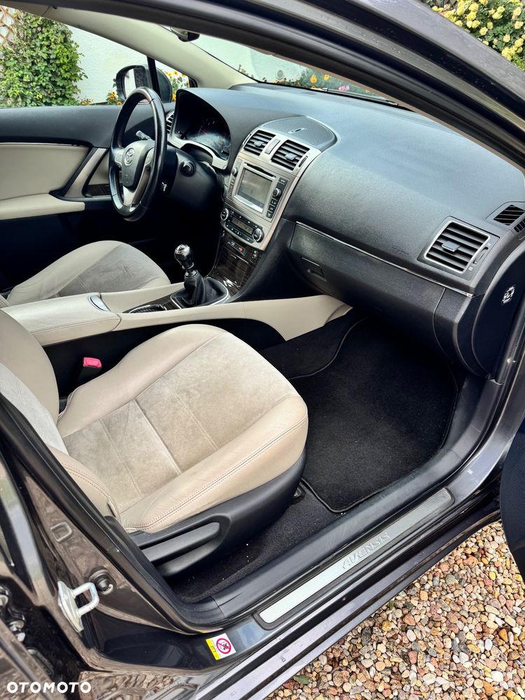 Toyota Avensis 2.0 D-4D Sol - 13