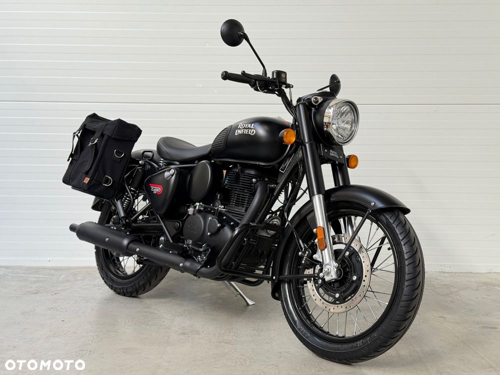 Royal Enfield Classic - 2