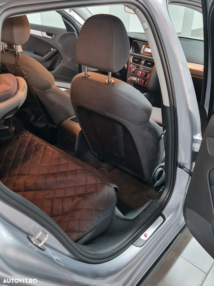 Audi A4 Avant 2.0 TDI DPF clean diesel multitronic S line Sportpaket - 10