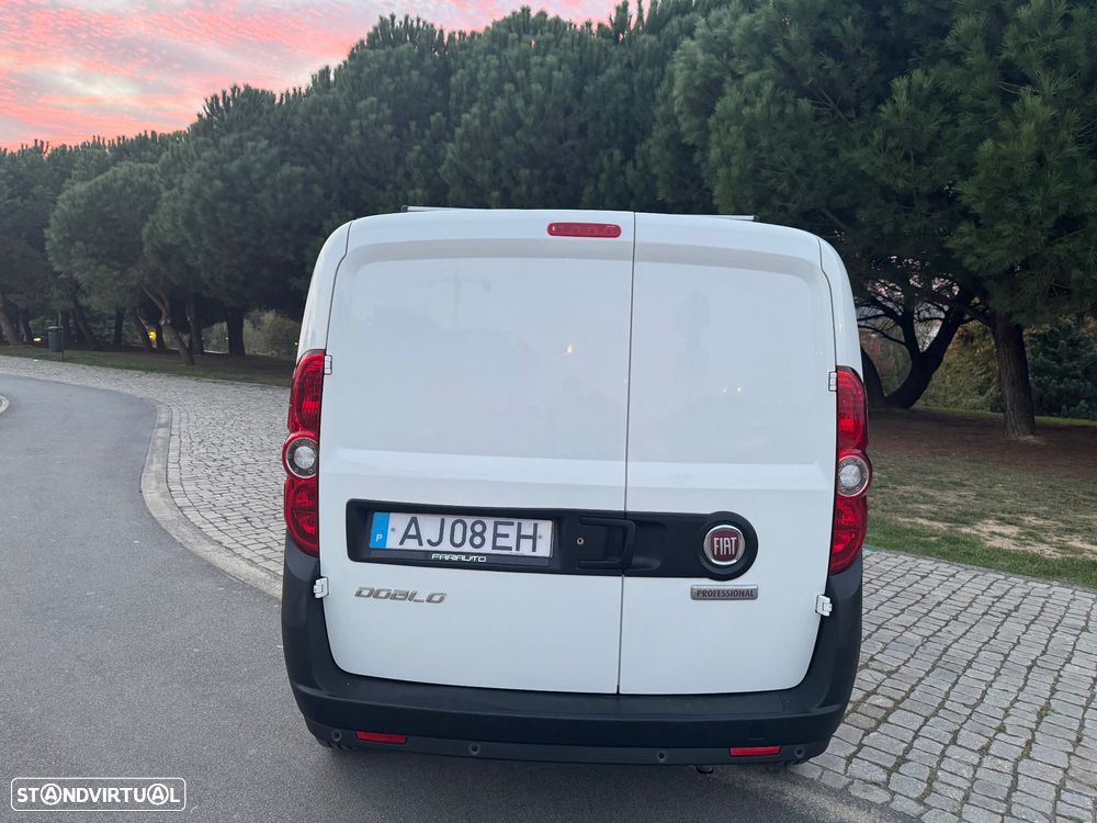 Fiat Doblo - 32