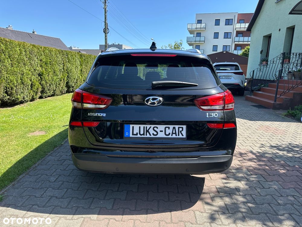 Hyundai i30 1.4 T-GDI Premiere Style - 4