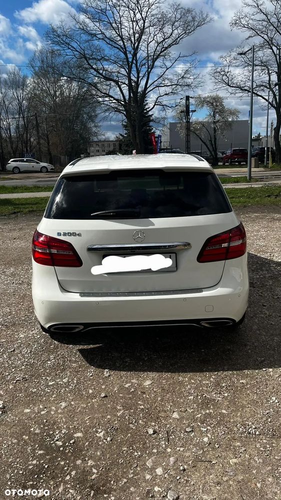 Mercedes-Benz Klasa B 200 d 4Matic 7G-DCT Edition - 6