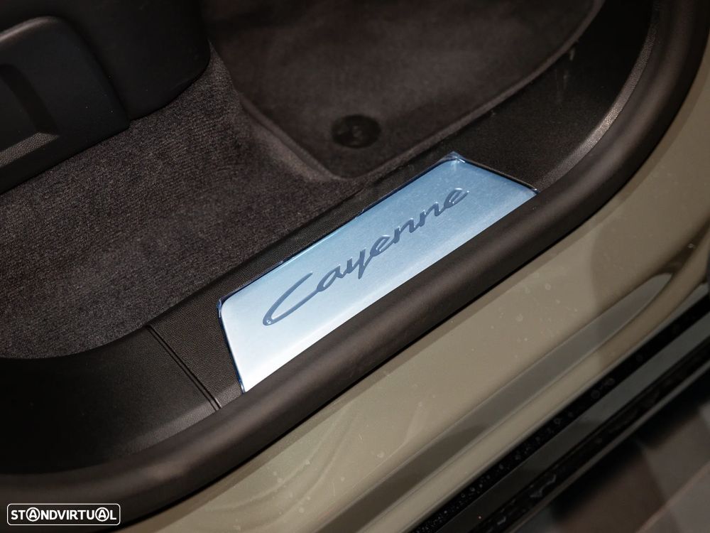 Porsche Cayenne Coupé Standard - 44