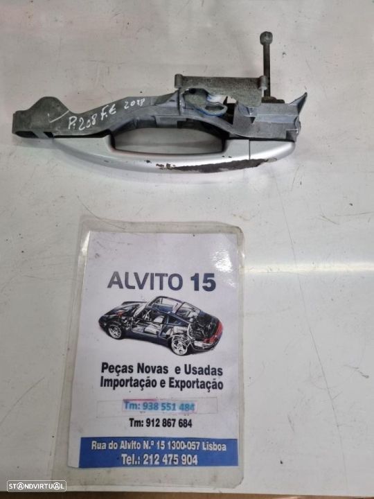 fechadura exterior frente esquerda Peugeot 208 - ano  2018 - 2