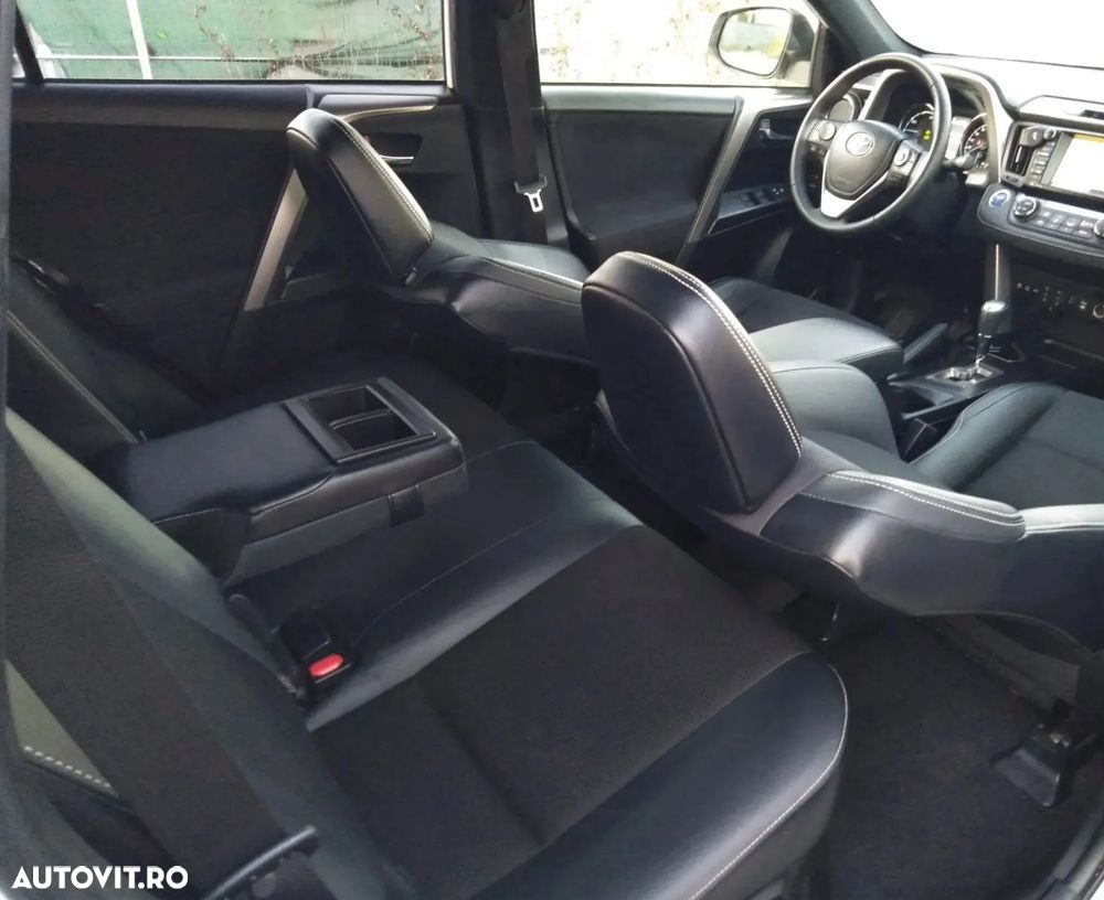 Toyota RAV4 - 14