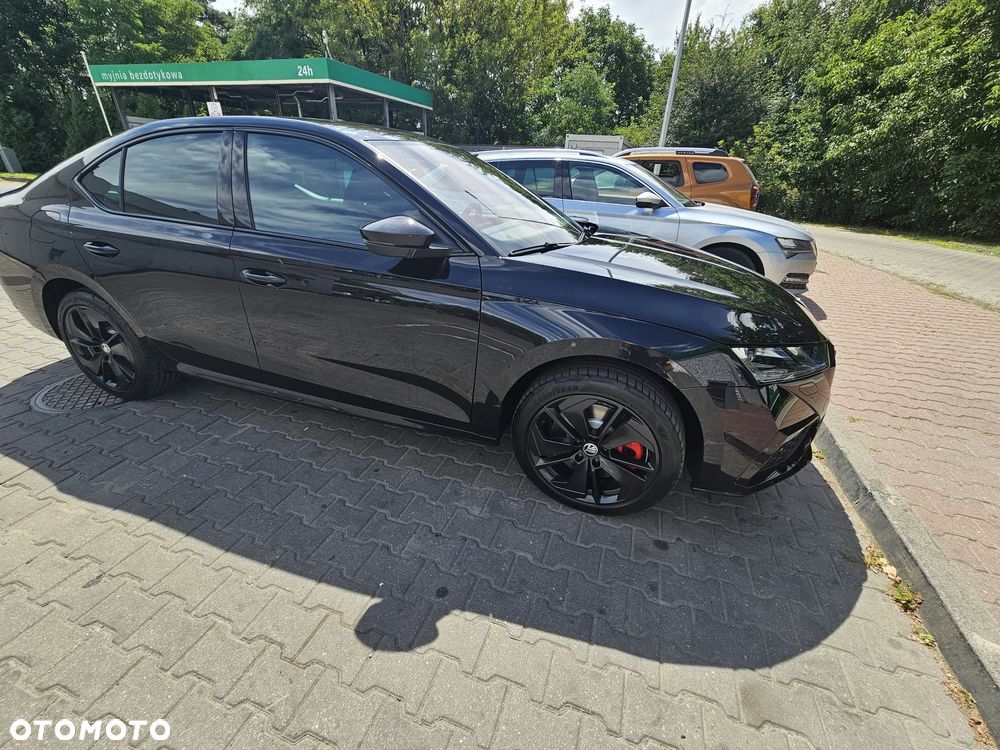 Skoda Octavia 2023 photo 2