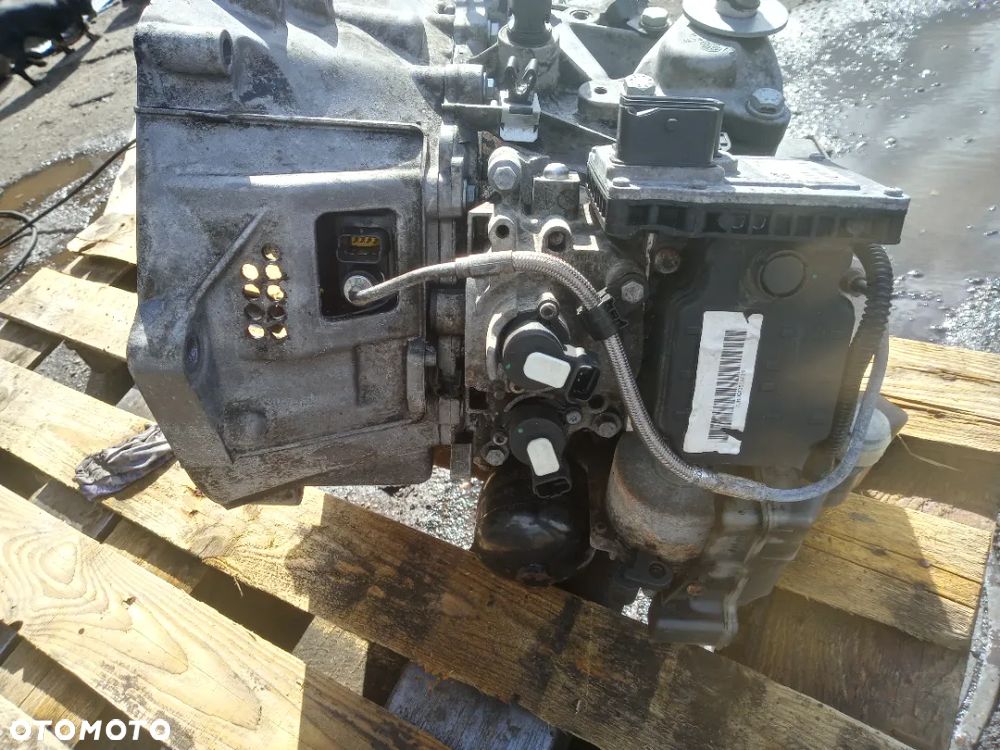 skrzynia biegów citroen c 4 picasso 1.6 thp 20DS52 - 4