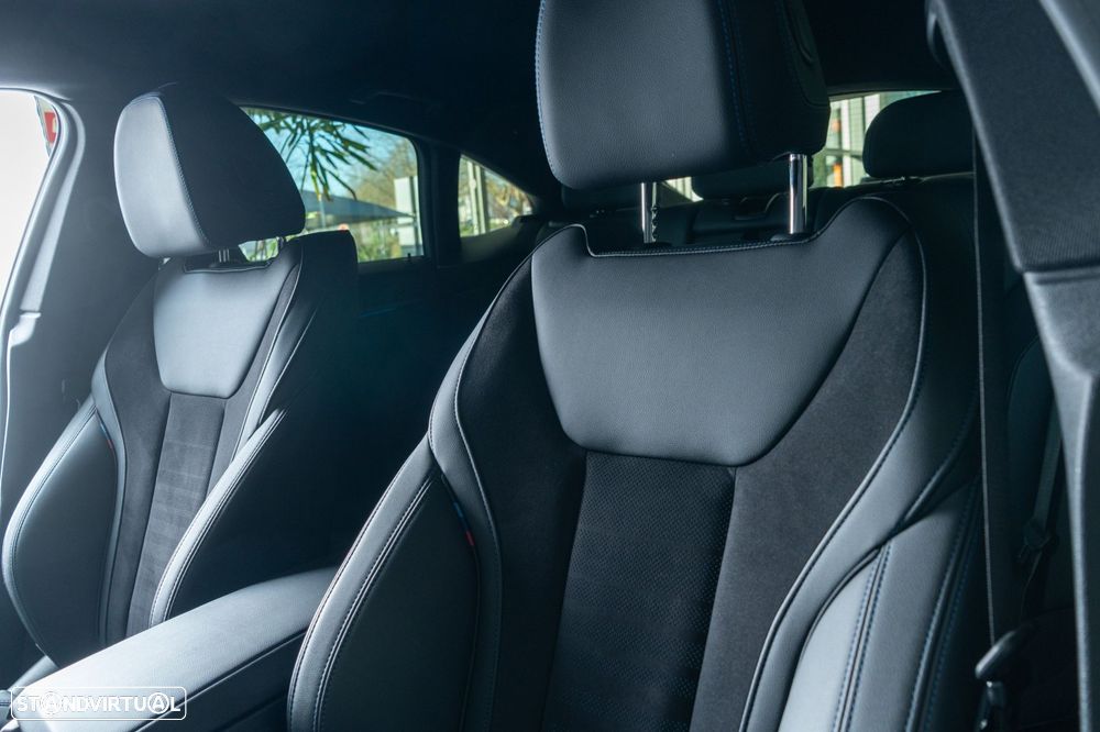 BMW i4 eDrive40 Pack Desportivo M - 25