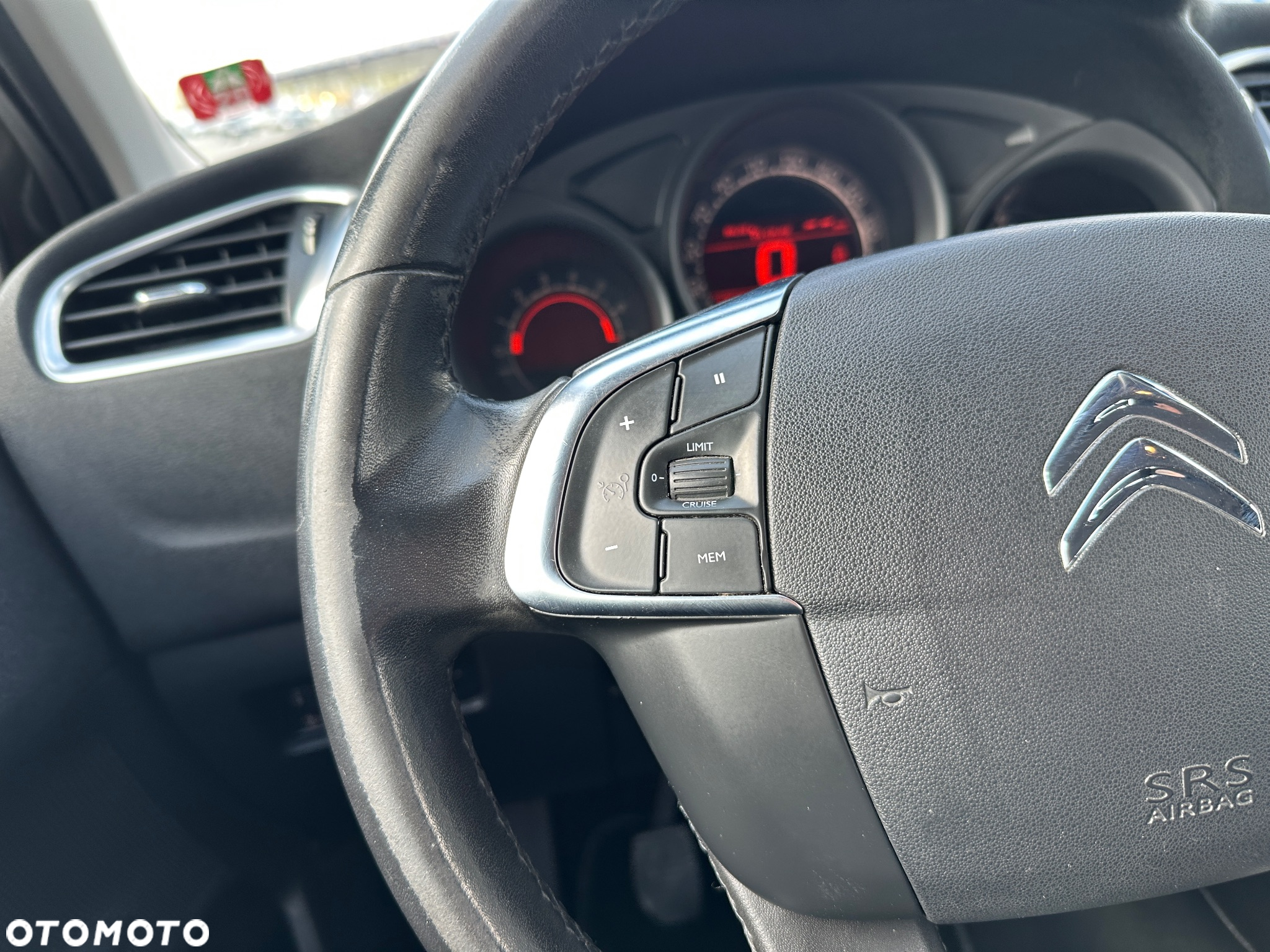 Citroën C4 VTi 95 Attraction - 19