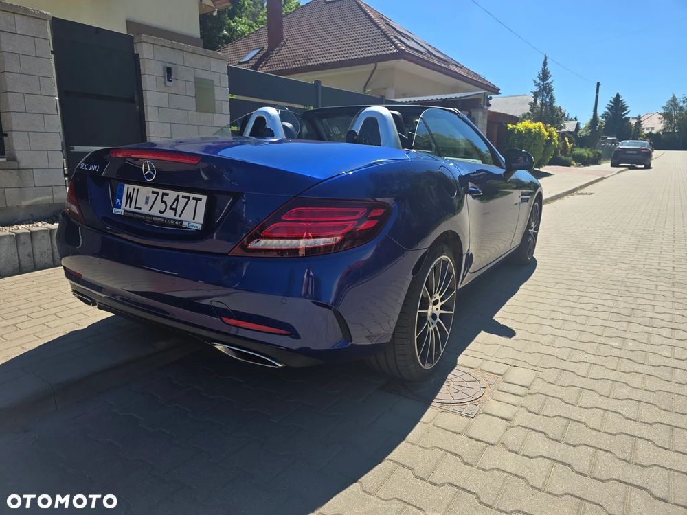 Mercedes-Benz SLC - 10