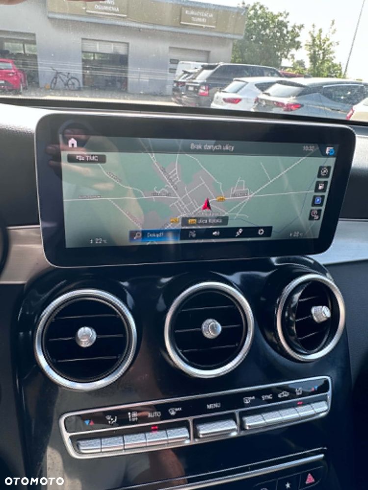 Mercedes-Benz GLC 220 d 4Matic 9G-TRONIC AMG Line - 16