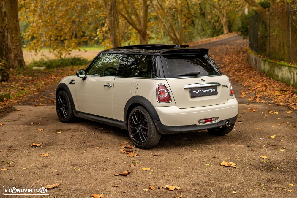 MINI 3 Portas Cooper D - 5