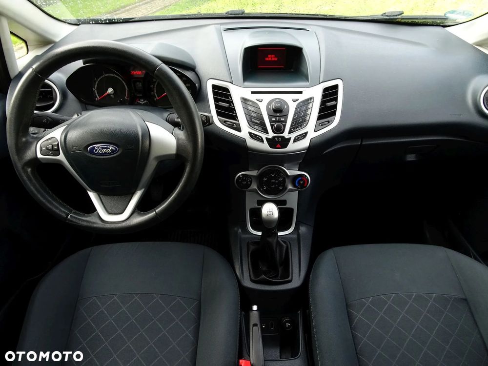 Ford Fiesta 1.25 Champions Edition - 8