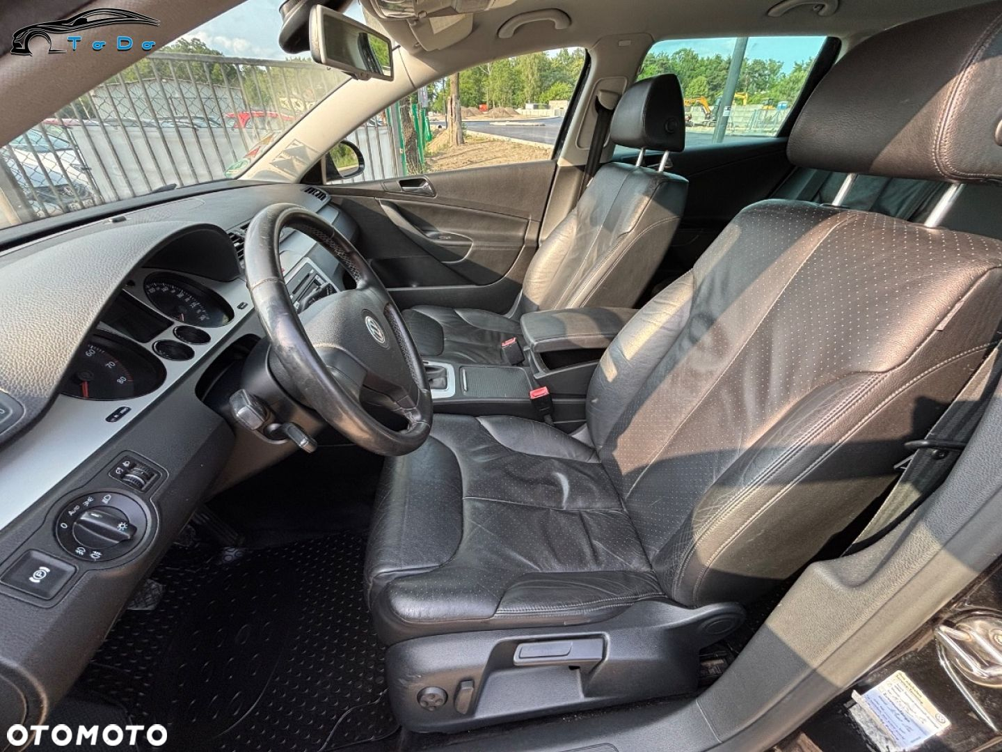 Volkswagen Passat 1.6 Comfortline - 23