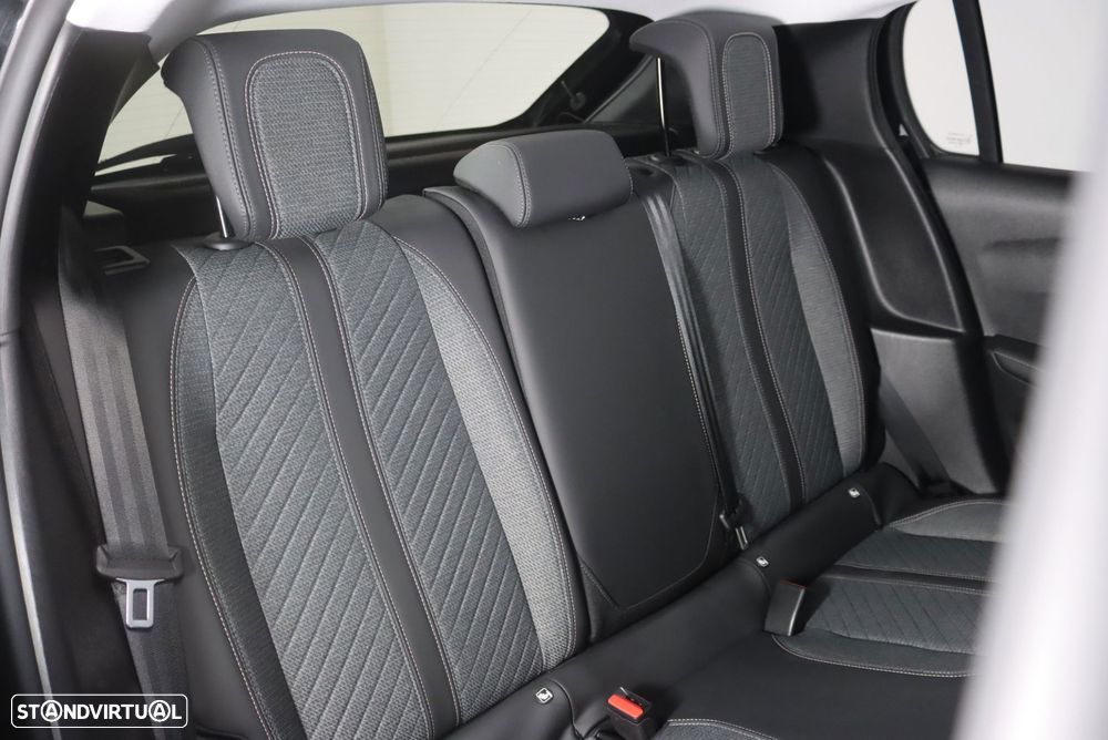 Peugeot 208 1.2 PureTech Allure - 7