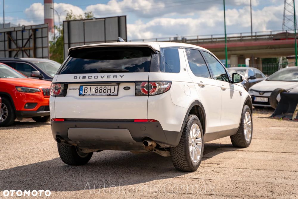 Land Rover Discovery Sport - 8