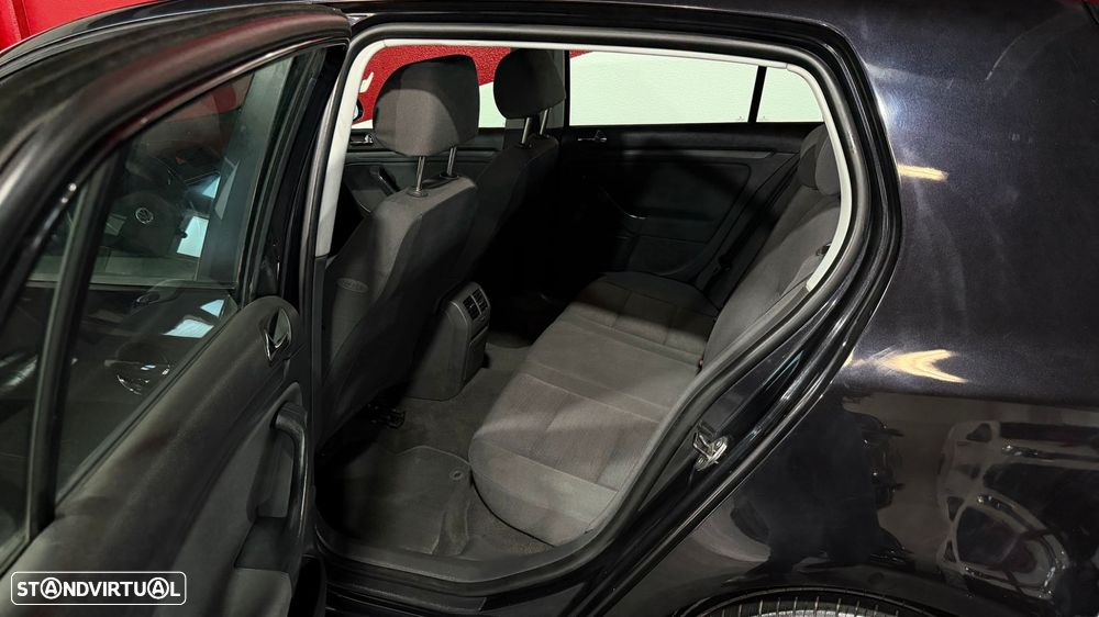 VW Golf 1.4i Confortline JE+AC - 23