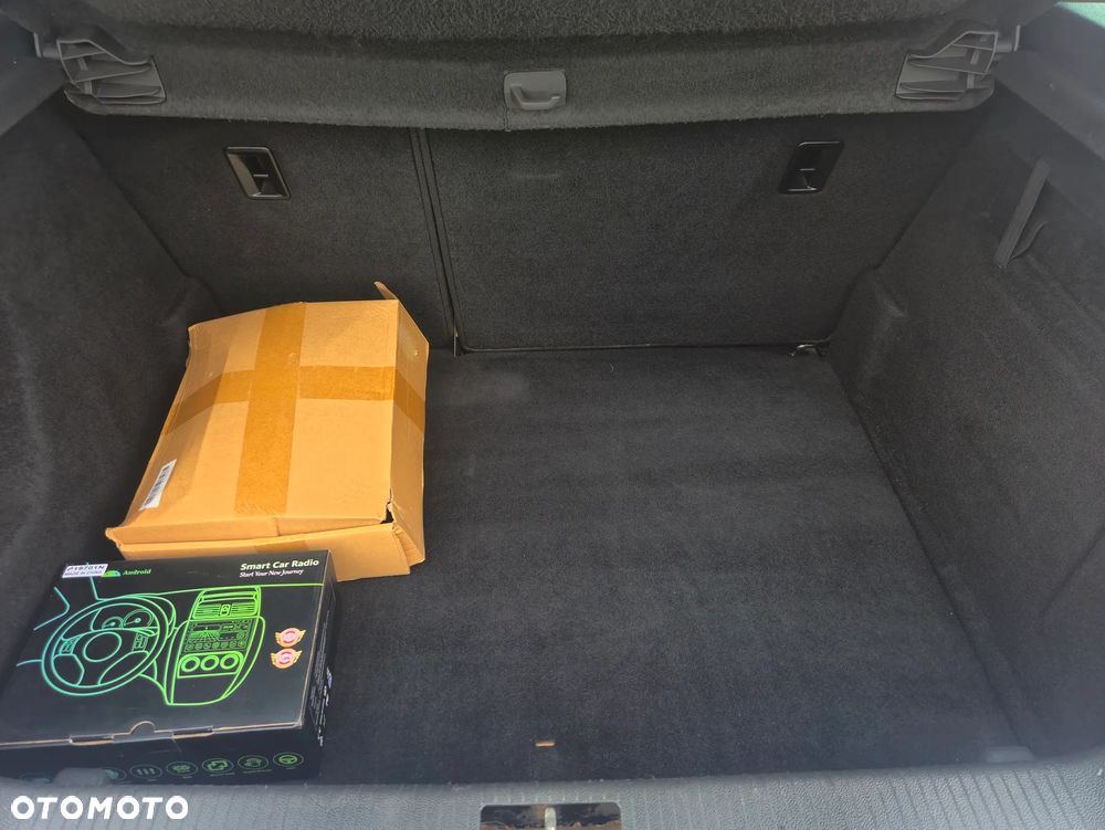Opel Astra 1.4 Turbo Design Edition - 38